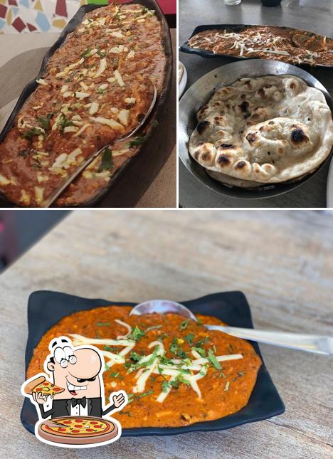 Order pizza at Satluj Punjab - Ikk Punjabi Chaska