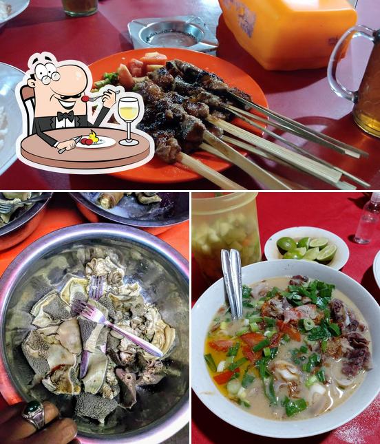 Food at Sop Kaki Kambing Tiga Saudara Bang Kumis
