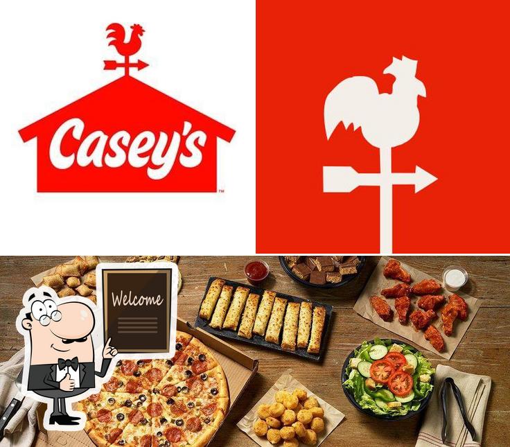 Взгляните на снимок пиццерии "Casey's"