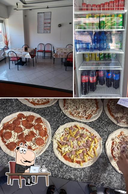 Gli interni di Pizzeria kebab vulcano 7