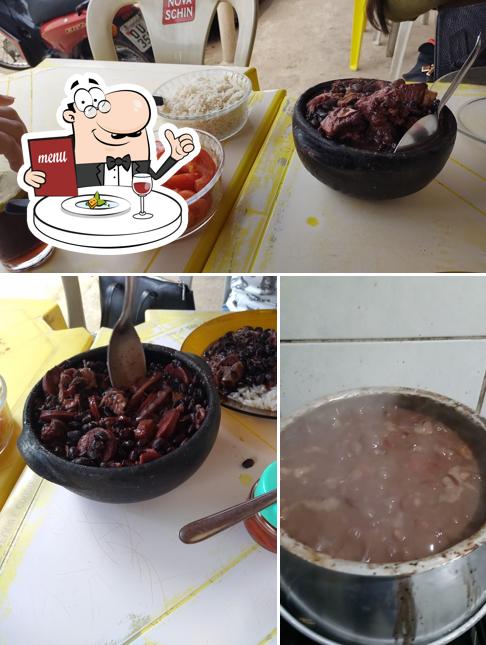 Comida em Feijoada Zé Toyota