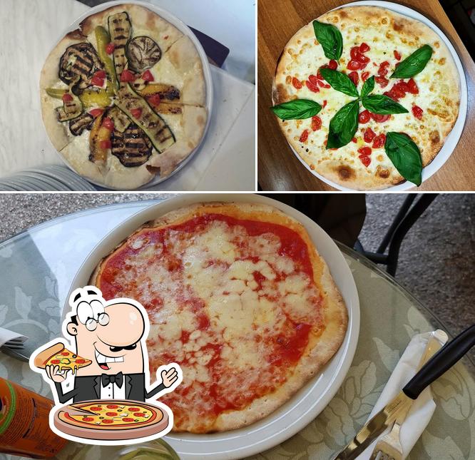 Scegli una pizza a Ristorante Pizzeria Modugno