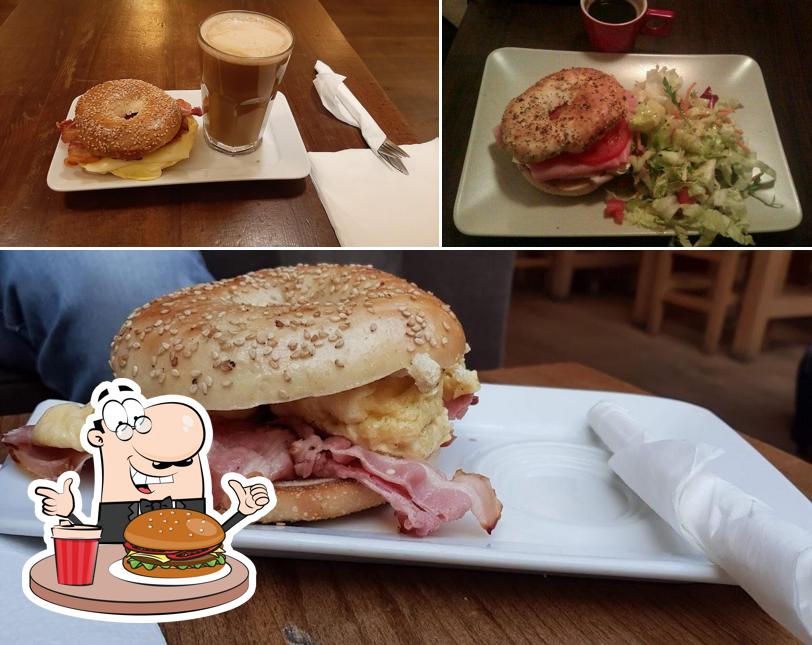 Faites-vous plaisir avec un hamburger à Karsmakers Coffee House