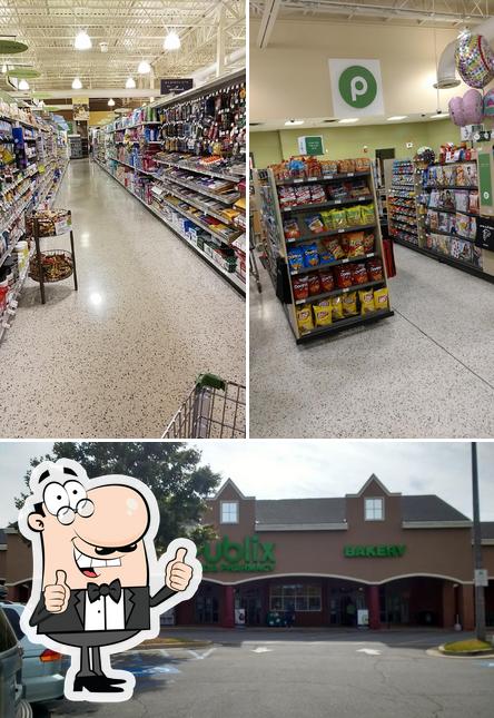 Here's an image of Publix Super Market at Sandy Plains Exchange