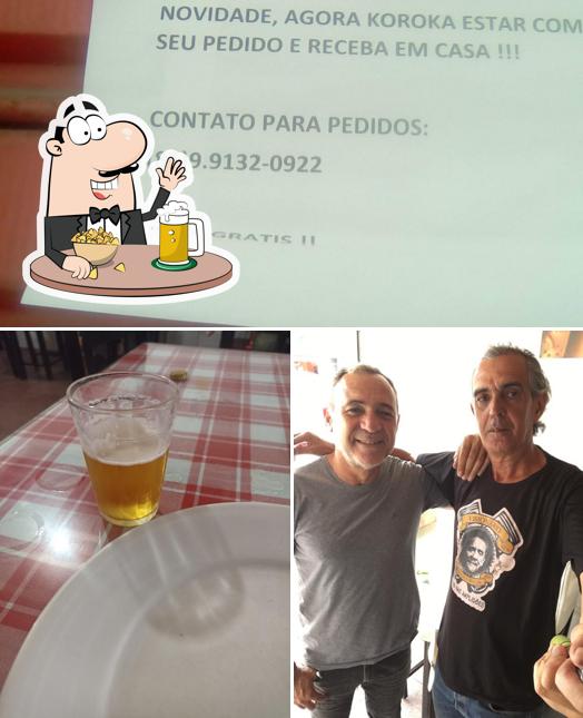 Você pode tomar um copo de cerveja leve ou escura