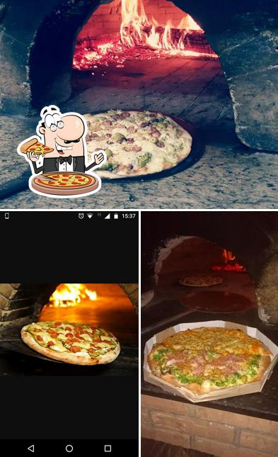 Peça diversos tipos de pizza