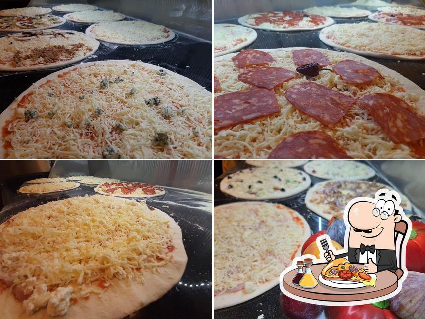 A pizzahouse.al, vous pouvez essayer des pizzas