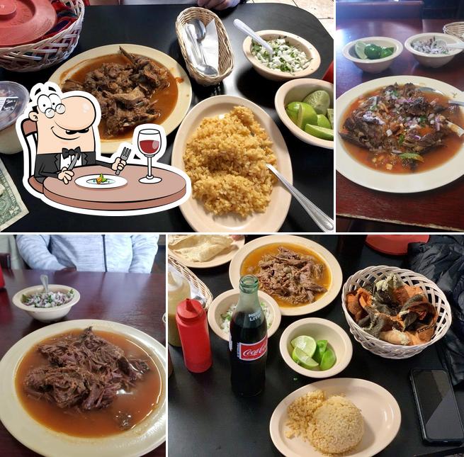 Birrieria Estilo La Barca Jalisco in Maywood - Restaurant menu and reviews