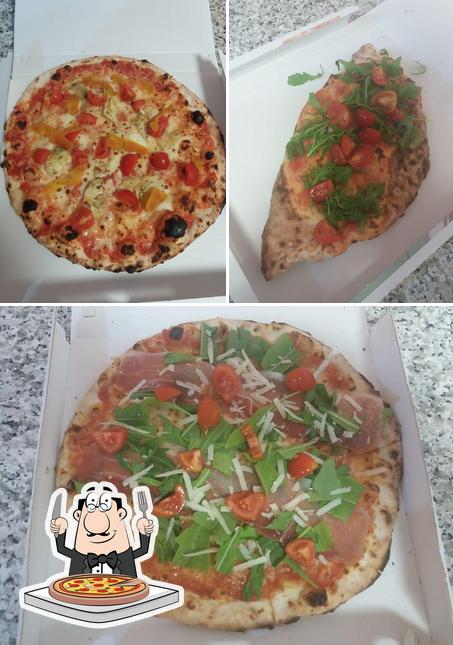 Ordina una pizza a Pizzeria d'asporto Pizza In Piazza