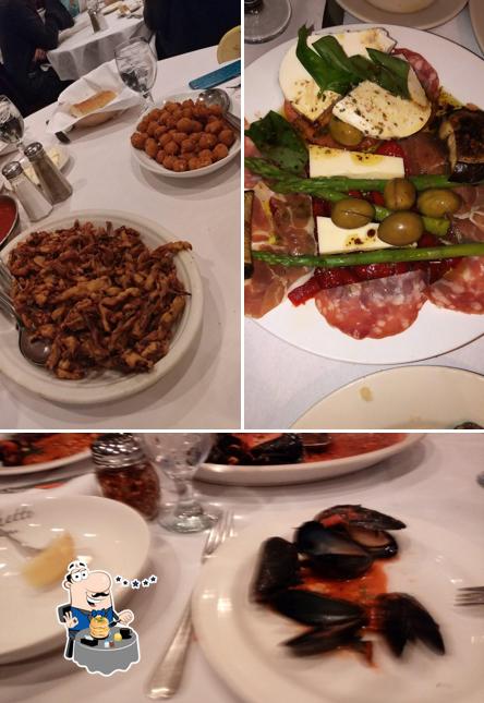 Еда в "Steve's Piccola Bussola Restaurant"