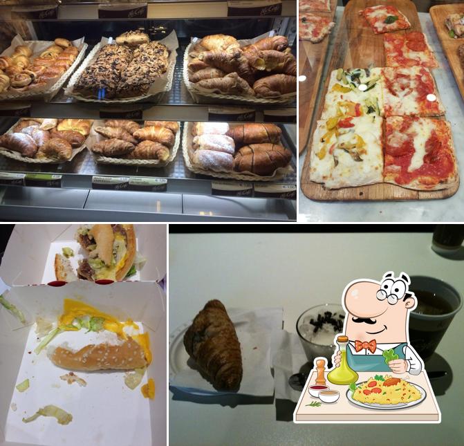 Cibo al McDonald's Firenze Interno Stazione