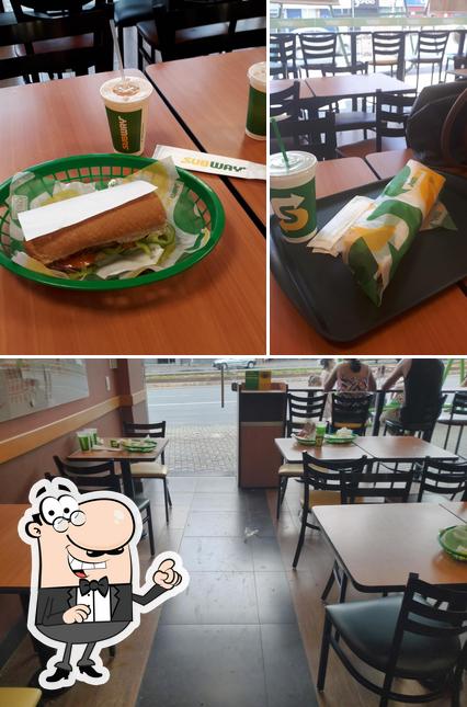 O interior do Subway