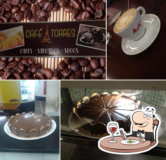 Comida em Café Torres