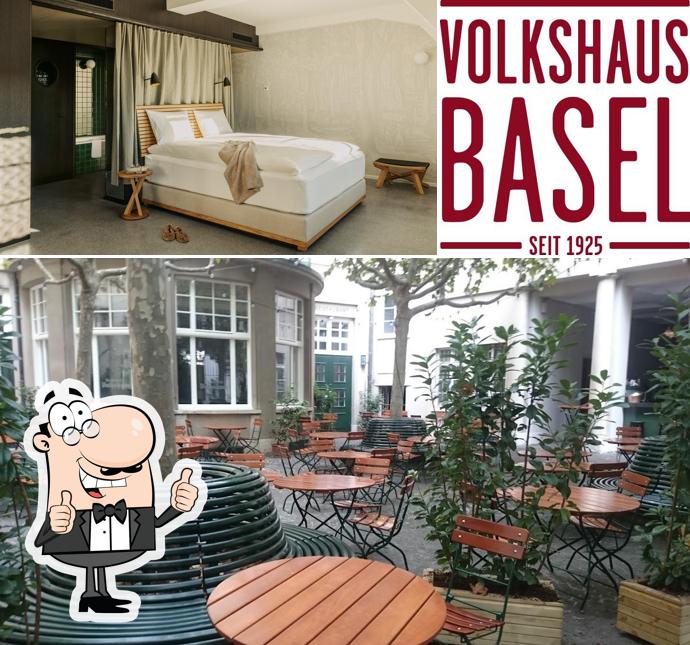 Взгляните на фото паба и бара "Volkshaus Basel"