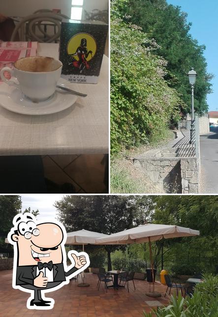 Ecco un'immagine di Bar Giardino