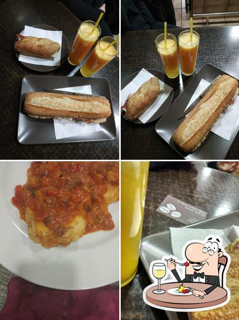Еда в "Cafeteria El Racó d'Epi i Blas"