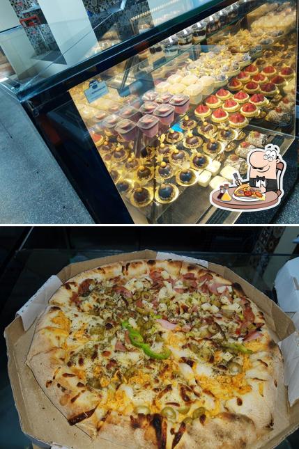 Escolha pizza no Padaria Sagrado Pão