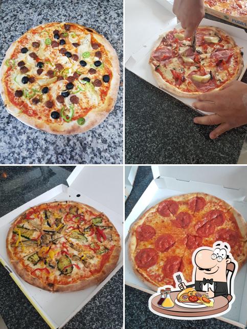 Prenez des pizzas à Pizzeria Sole Luna