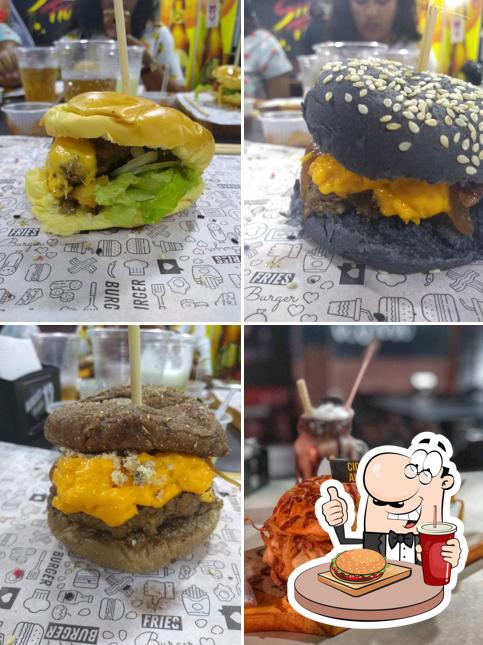 Experimente um hambúrguer no Burguer Carioca