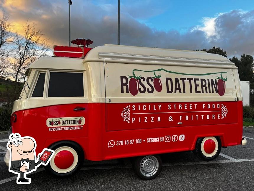 Vedi la foto di Food & Food - Rosso Datterino Food Truck