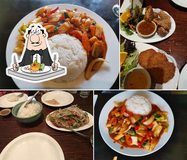 Еда в "Na Songkhla Thai Restaurant"