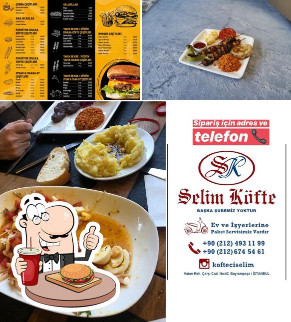 Try out a burger at Selim Köfte & Burger