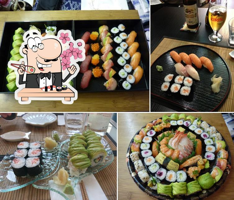 Les sushi sont servis à Sushi Bar Wazakura