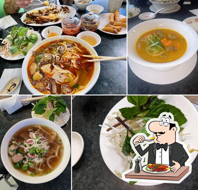 Plats à Phở Queen