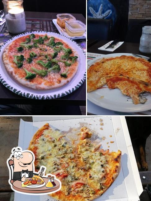 Get pizza at Pizzeria Uscana
