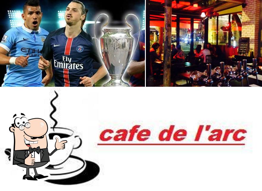 Voici une photo de Café de L'arc