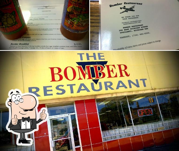 Mire esta foto de Bomber Restaurant