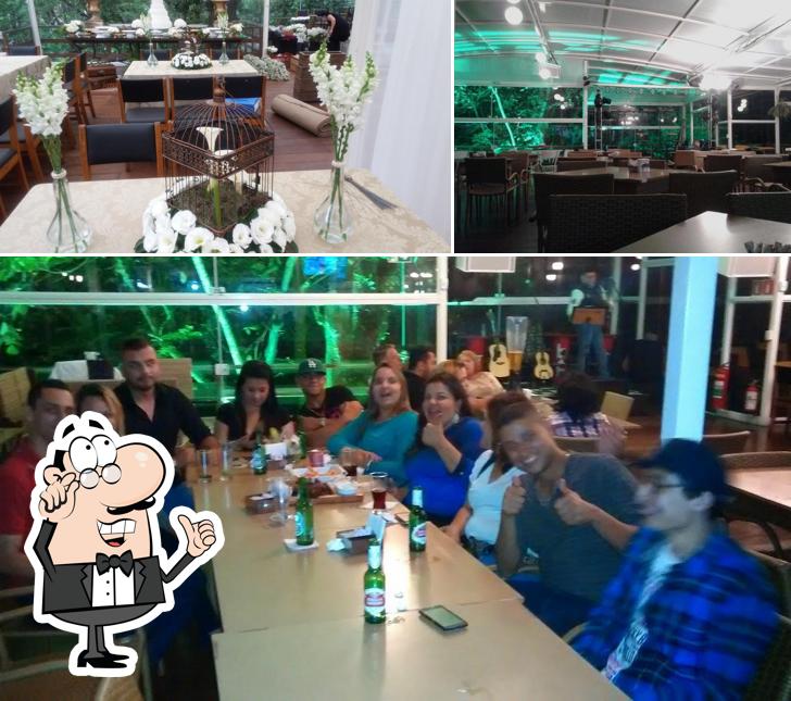 Veja imagens do interior do BIERGARTEN Choperia