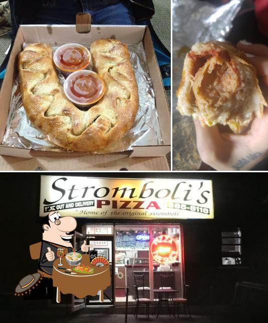 La photo de la nourriture et intérieur de Stromboli's Pizza Ltd’s