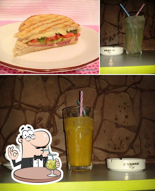 Jetez un coup d’oeil à la photo indiquant la boire et sandwich concernant Green House Dabuleni