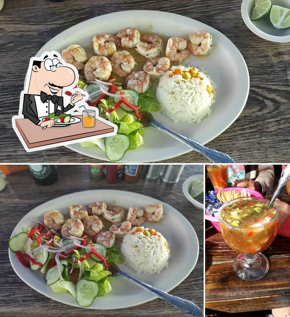 Food at Mariscos Zuno