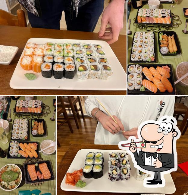 Les sushi sont offerts par SUSHI TORO TORO