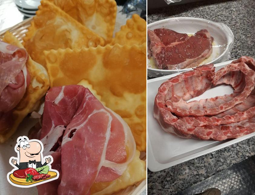 Ordina i un pasto a base di carne a Il Chiosco