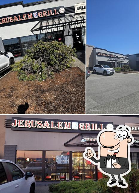 La parte exterior de Jerusalem Grill Langley