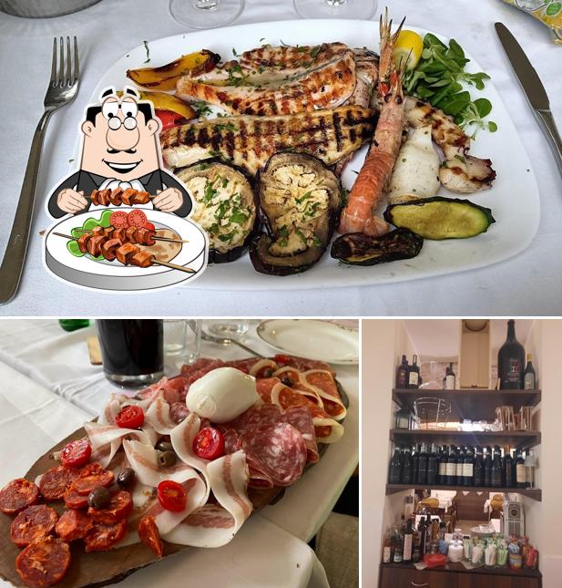 Tra le varie cose da Ristorante Il Bergamotto si possono trovare la cibo e interni