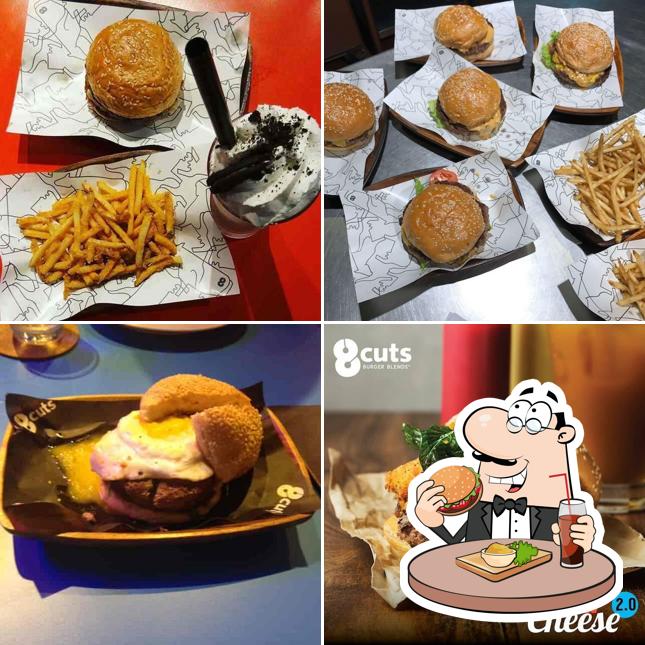 Побалуйте себя гамбургером в "8 Cuts Burger Blends"