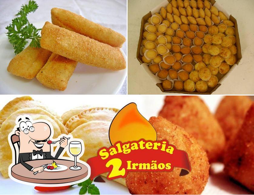 Comida em Junior Salgateria