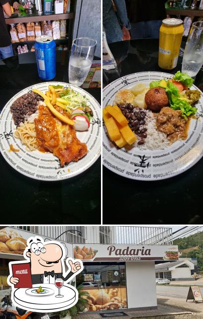 Comida em Padaria Docikado