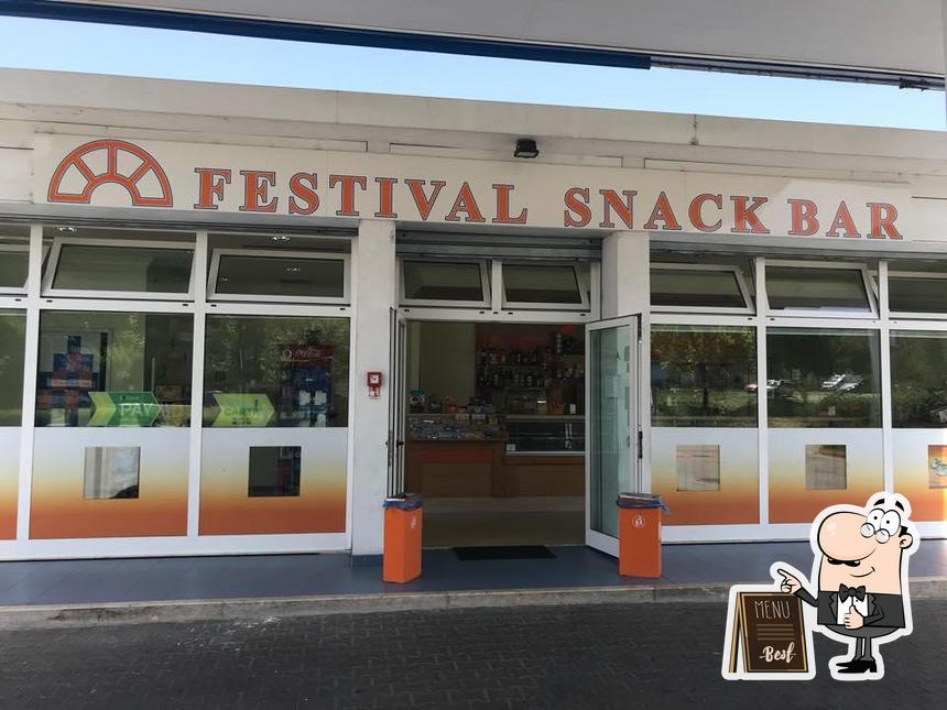 Guarda la foto di Stazione di Servizio IP - Festival Snack Bar