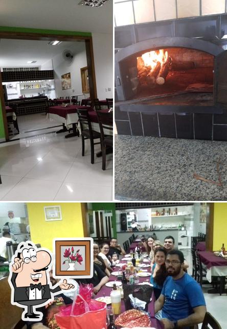 O interior do À Mineira pizzaria e petiscaria