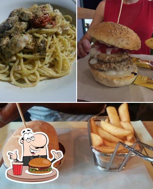 Order a burger at Ristorante Tivitti