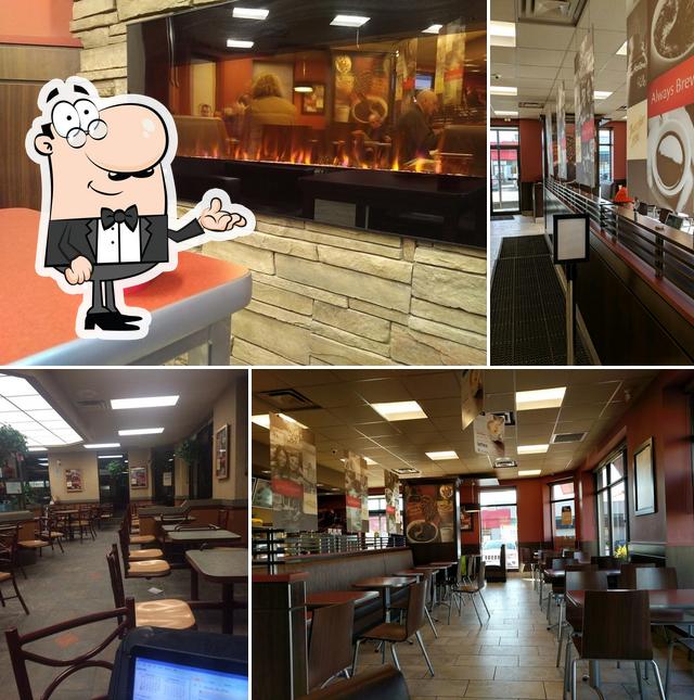 L'intérieur de Tim Hortons