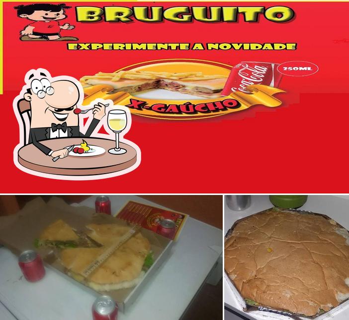 Comida em Bruguito Sanduíches Xis Gaúcho Belo Horizonte MG