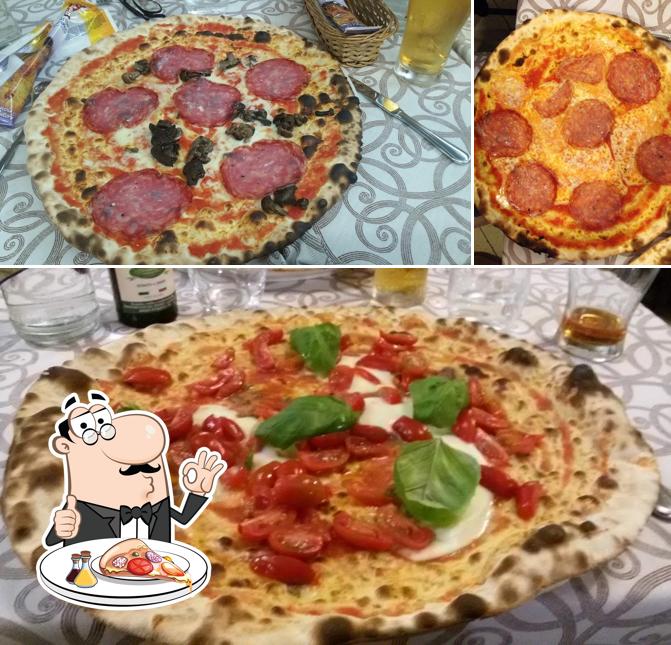 Ordina una pizza a Pizzeria Piccadilly