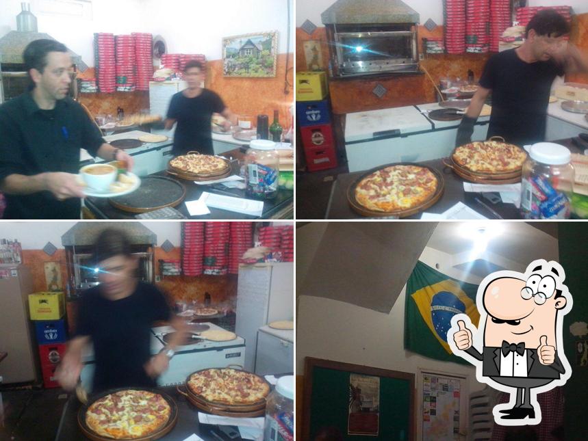 Here's a photo of Pizzaria e bar Amigo Poeta