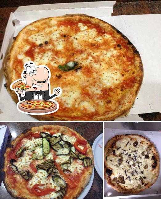 Choisissez des pizzas à Pizzeria del borgo